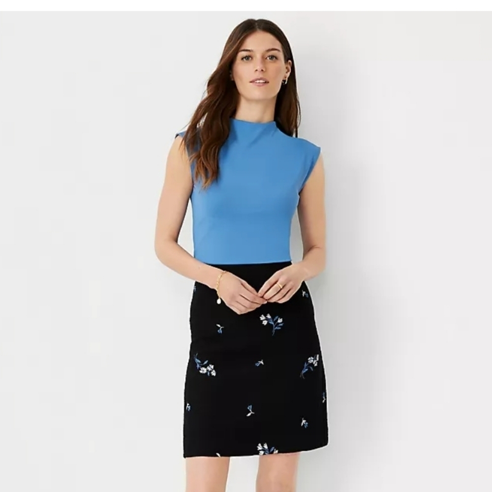 NWT ANN TAYLOR Floral Black Skirt